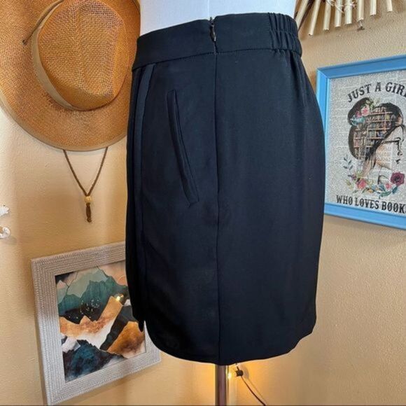Colorblock Paris Black Mini Pencil Skirt with Faux Pockets US Sz 4 - Picture 2 of 9